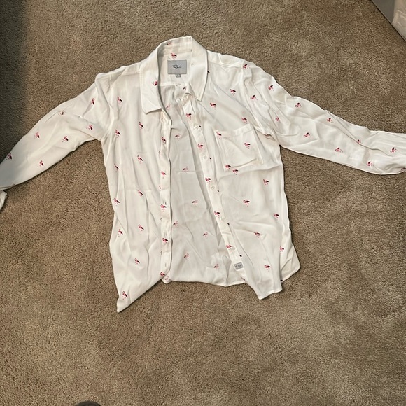 White button down with flamingos - Picture 1 of 3